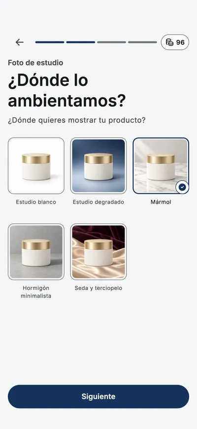 La app pregunta dónde fotografiar el producto, con miniaturas de escenas para elegir.